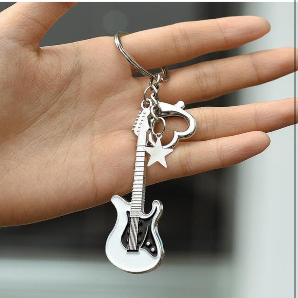 NWT Music White Black Guitar Keychain Love Heart Star Charms Bass Key Ring